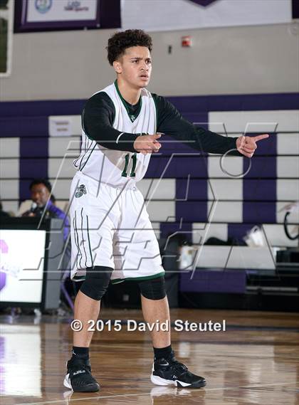 Thumbnail 3 in Christian Brothers vs. El Cerrito (St. Hope Elite Classic) photogallery.