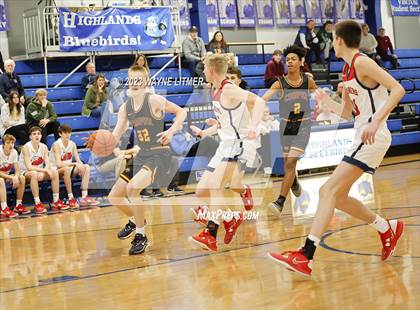 Thumbnail 2 in Cooper vs St. Henry photogallery.
