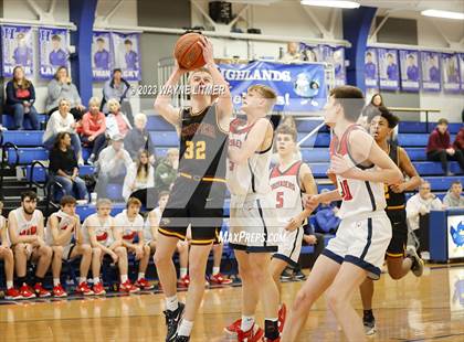 Thumbnail 1 in Cooper vs St. Henry photogallery.