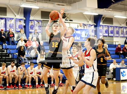 Thumbnail 3 in Cooper vs St. Henry photogallery.