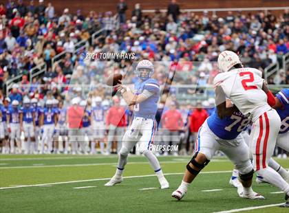 Thumbnail 3 in Katy vs  Westlake (UIL 6A DII Semifinal) photogallery.