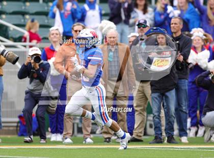 Thumbnail 2 in Katy vs  Westlake (UIL 6A DII Semifinal) photogallery.