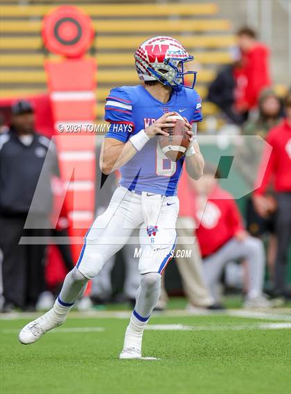 Thumbnail 3 in Katy vs  Westlake (UIL 6A DII Semifinal) photogallery.