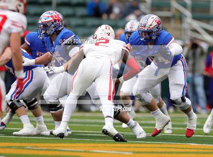 Thumbnail 3 in Katy vs  Westlake (UIL 6A DII Semifinal) photogallery.