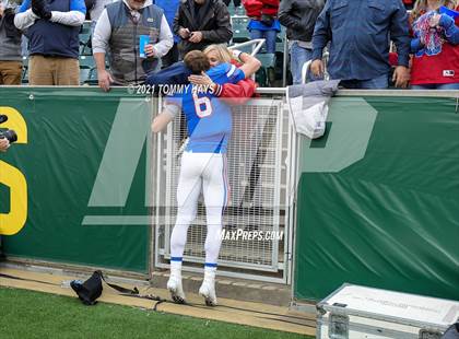Thumbnail 1 in Katy vs  Westlake (UIL 6A DII Semifinal) photogallery.