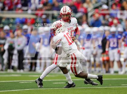 Thumbnail 3 in Katy vs  Westlake (UIL 6A DII Semifinal) photogallery.