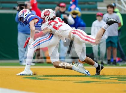 Thumbnail 3 in Katy vs  Westlake (UIL 6A DII Semifinal) photogallery.