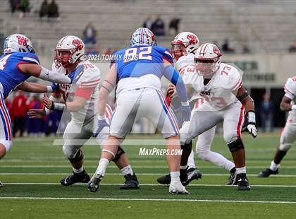 Thumbnail 3 in Katy vs  Westlake (UIL 6A DII Semifinal) photogallery.