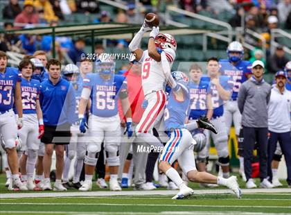 Thumbnail 2 in Katy vs  Westlake (UIL 6A DII Semifinal) photogallery.