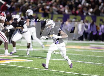 Thumbnail 1 in Warner Robins vs Jones County (GHSA AAAAA Round 3 Playoff) photogallery.