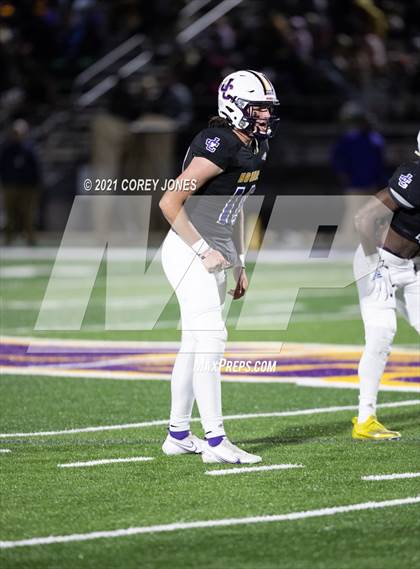 Thumbnail 1 in Warner Robins vs Jones County (GHSA AAAAA Round 3 Playoff) photogallery.