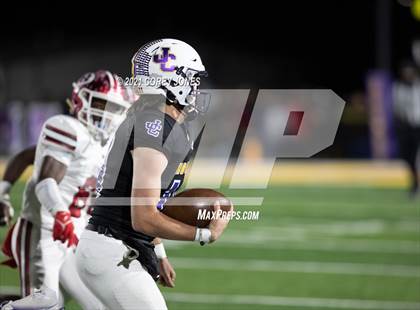 Thumbnail 1 in Warner Robins vs Jones County (GHSA AAAAA Round 3 Playoff) photogallery.