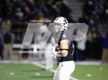 Thumbnail 1 in Warner Robins vs Jones County (GHSA AAAAA Round 3 Playoff) photogallery.