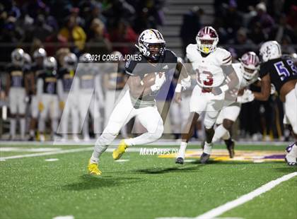 Thumbnail 2 in Warner Robins vs Jones County (GHSA AAAAA Round 3 Playoff) photogallery.