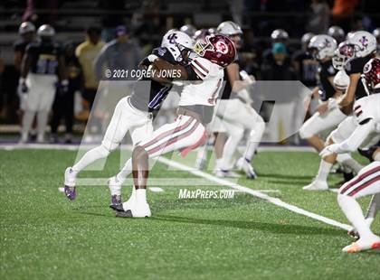 Thumbnail 2 in Warner Robins vs Jones County (GHSA AAAAA Round 3 Playoff) photogallery.