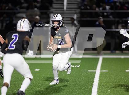 Thumbnail 1 in Warner Robins vs Jones County (GHSA AAAAA Round 3 Playoff) photogallery.