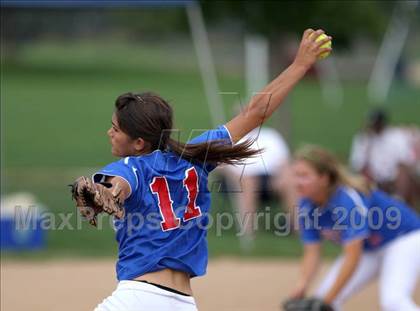 Thumbnail 1 in Cherokee Trail @ Cherry Creek photogallery.