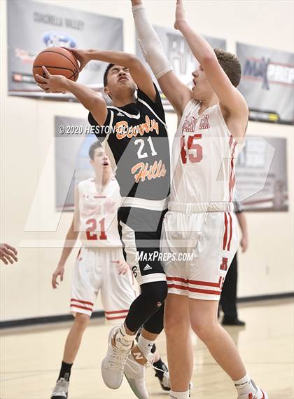 Thumbnail 1 in American Fork vs. Beverly Hills (Rancho Mirage Holiday Invitational) photogallery.
