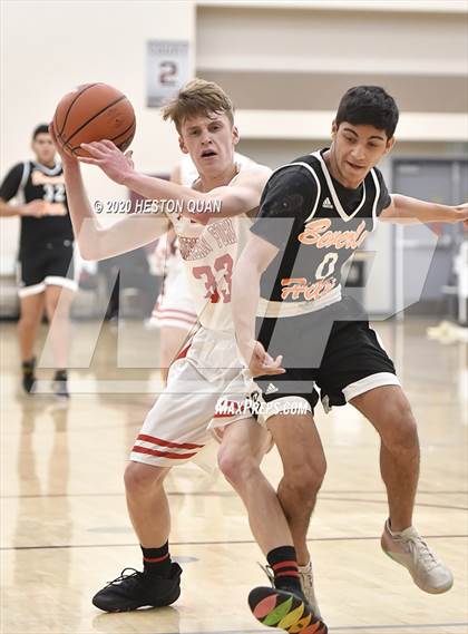 Thumbnail 1 in American Fork vs. Beverly Hills (Rancho Mirage Holiday Invitational) photogallery.