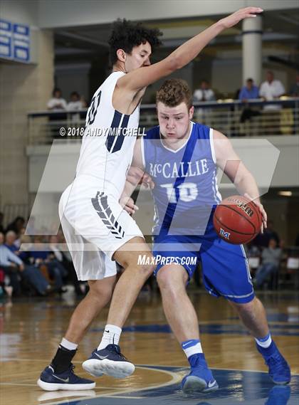 Thumbnail 3 in Hamilton Heights Christian Academy vs McCallie (Dr Pepper TEN Classic) photogallery.
