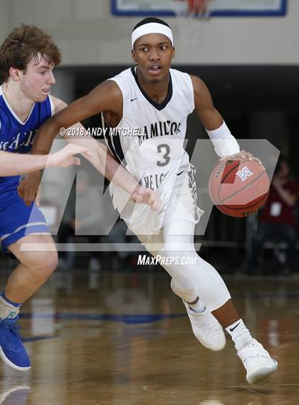 Thumbnail 2 in Hamilton Heights Christian Academy vs McCallie (Dr Pepper TEN Classic) photogallery.