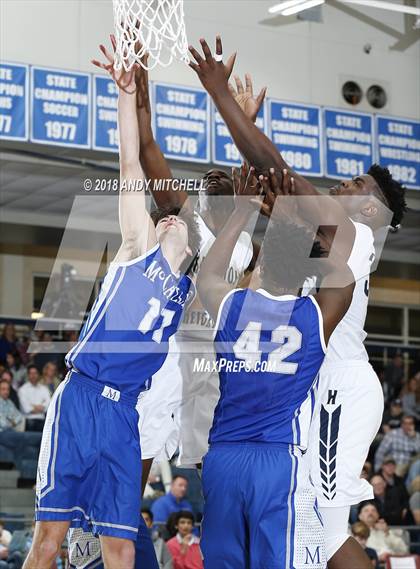 Thumbnail 3 in Hamilton Heights Christian Academy vs McCallie (Dr Pepper TEN Classic) photogallery.
