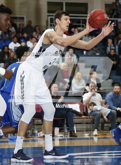 Thumbnail 3 in Hamilton Heights Christian Academy vs McCallie (Dr Pepper TEN Classic) photogallery.