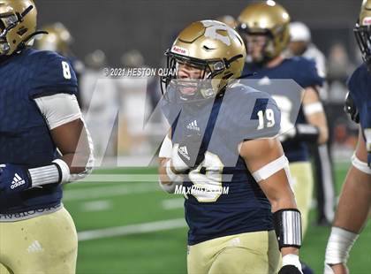 Thumbnail 1 in Central Catholic vs. Mater Dei Catholic (CIF State D2-AA Final) photogallery.