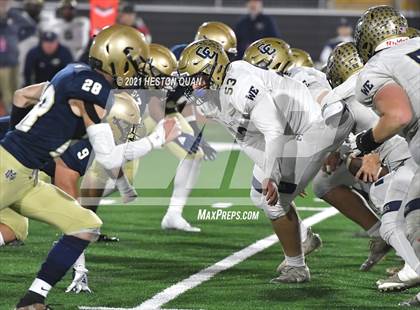 Thumbnail 1 in Central Catholic vs. Mater Dei Catholic (CIF State D2-AA Final) photogallery.