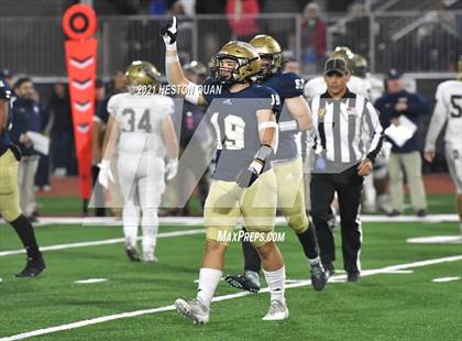Thumbnail 1 in Central Catholic vs. Mater Dei Catholic (CIF State D2-AA Final) photogallery.