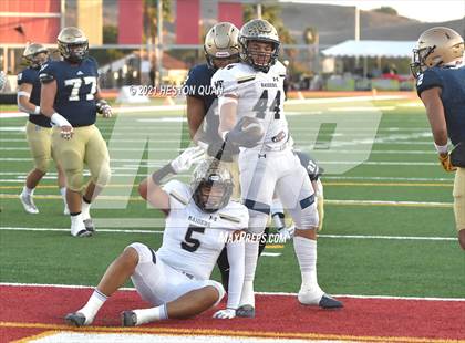 Thumbnail 3 in Central Catholic vs. Mater Dei Catholic (CIF State D2-AA Final) photogallery.