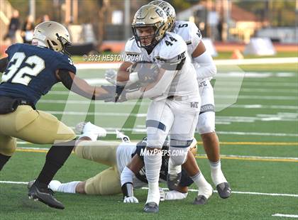 Thumbnail 1 in Central Catholic vs. Mater Dei Catholic (CIF State D2-AA Final) photogallery.