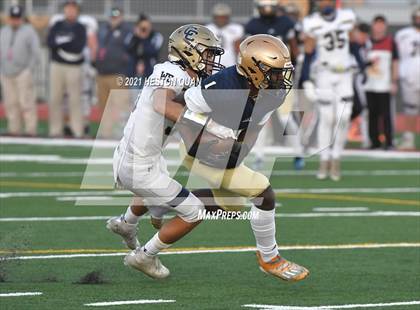 Thumbnail 2 in Central Catholic vs. Mater Dei Catholic (CIF State D2-AA Final) photogallery.