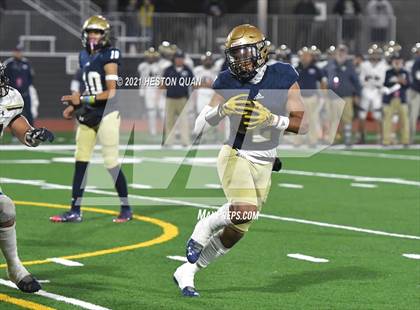 Thumbnail 3 in Central Catholic vs. Mater Dei Catholic (CIF State D2-AA Final) photogallery.