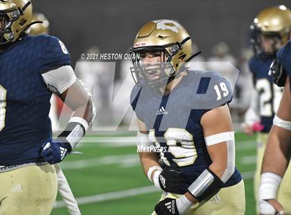 Thumbnail 3 in Central Catholic vs. Mater Dei Catholic (CIF State D2-AA Final) photogallery.