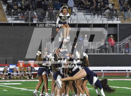 Thumbnail 3 in Central Catholic vs. Mater Dei Catholic (CIF State D2-AA Final) photogallery.