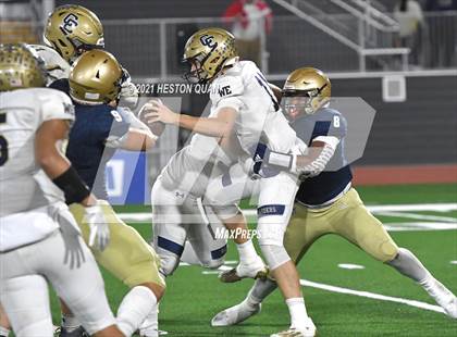 Thumbnail 2 in Central Catholic vs. Mater Dei Catholic (CIF State D2-AA Final) photogallery.