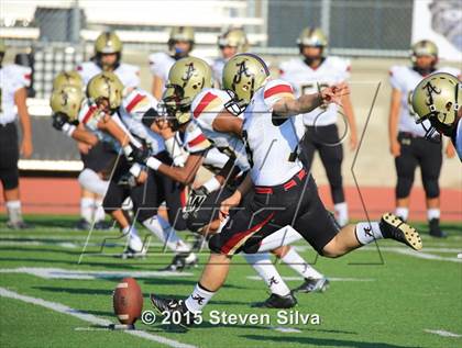 Thumbnail 1 in Colony vs. Alemany (2015 SoCal Honor Bowl) photogallery.