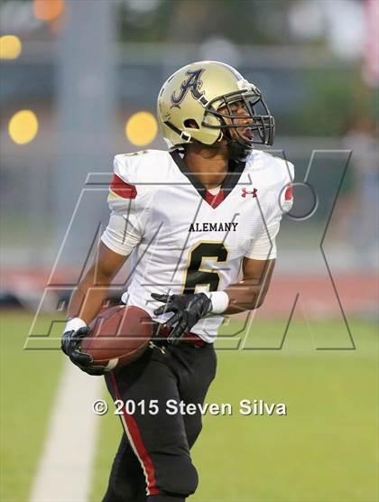 Thumbnail 2 in Colony vs. Alemany (2015 SoCal Honor Bowl) photogallery.