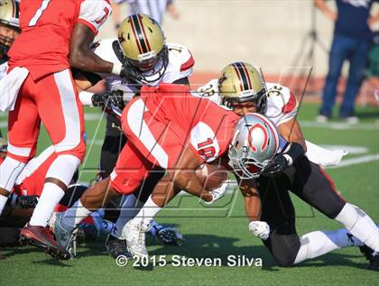 Thumbnail 3 in Colony vs. Alemany (2015 SoCal Honor Bowl) photogallery.