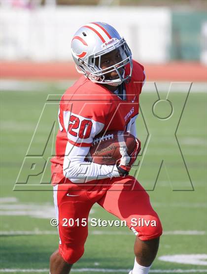 Thumbnail 1 in Colony vs. Alemany (2015 SoCal Honor Bowl) photogallery.