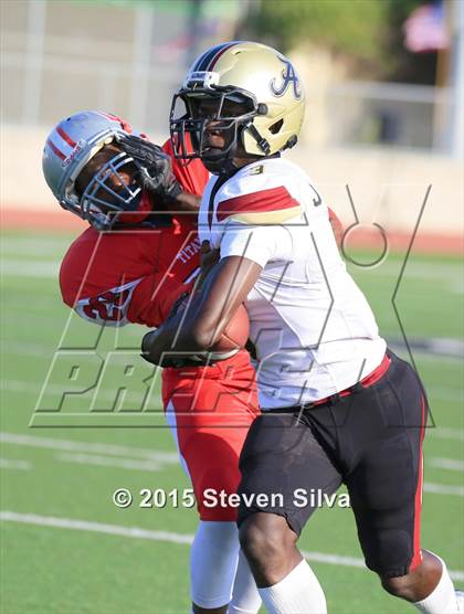 Thumbnail 3 in Colony vs. Alemany (2015 SoCal Honor Bowl) photogallery.