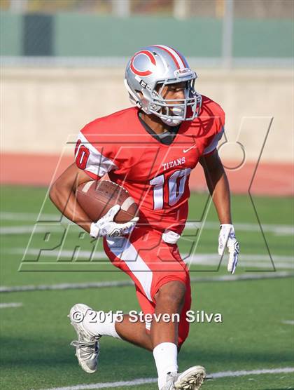 Thumbnail 2 in Colony vs. Alemany (2015 SoCal Honor Bowl) photogallery.