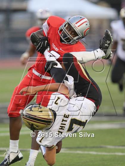 Thumbnail 2 in Colony vs. Alemany (2015 SoCal Honor Bowl) photogallery.