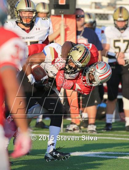 Thumbnail 2 in Colony vs. Alemany (2015 SoCal Honor Bowl) photogallery.