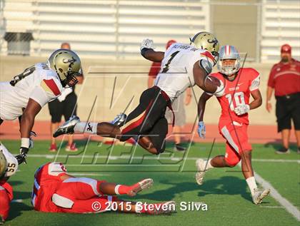 Thumbnail 3 in Colony vs. Alemany (2015 SoCal Honor Bowl) photogallery.