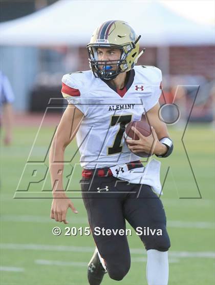 Thumbnail 3 in Colony vs. Alemany (2015 SoCal Honor Bowl) photogallery.