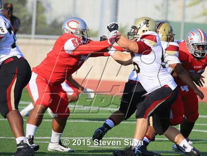 Thumbnail 2 in Colony vs. Alemany (2015 SoCal Honor Bowl) photogallery.