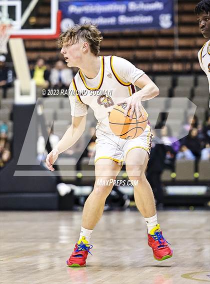 Thumbnail 3 in St. Joseph vs. Clovis West (CIF CS D1 Championship) photogallery.