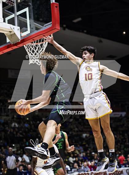 Thumbnail 2 in St. Joseph vs. Clovis West (CIF CS D1 Championship) photogallery.